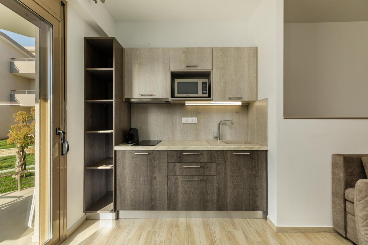Aria Garden Suites Никити Экстерьер фото