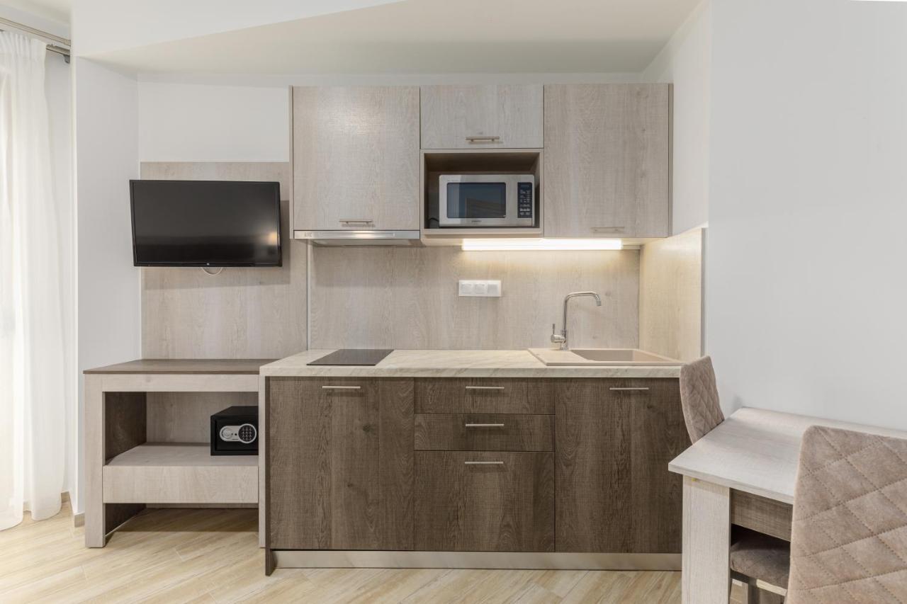 Aria Garden Suites Никити Экстерьер фото